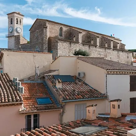 Maison Julia- Triplex Avec Rooftop Terrasse Vue Sur Et Cathedrale, 10 Mins A Pieds Du Palais Et Plages Lejlighed *
